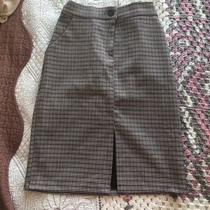 Oak + Fort Plaid Mid-Length Skirt